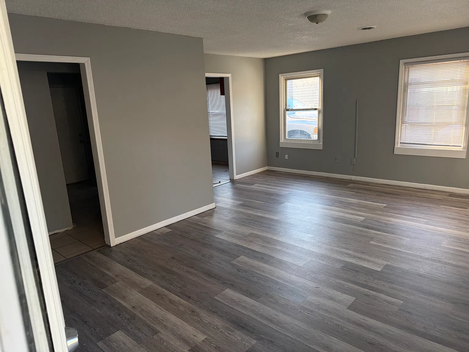 2 bed, 800 sqft, $1,100 — Photo 3