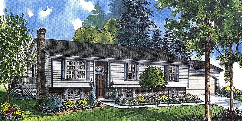 1st image of 15 Knoll Dr