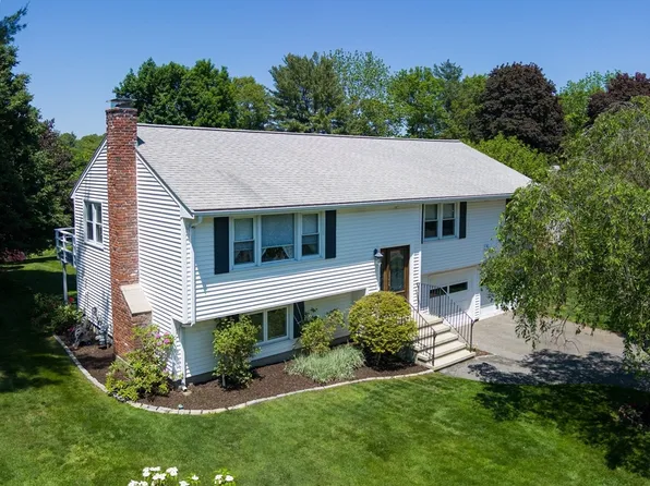 13 Michaud Dr, Framingham, MA 01701