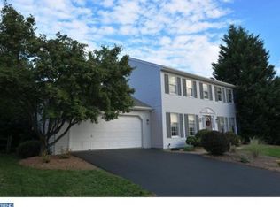 30 Flint Ridge Dr, Shillington, PA 19607