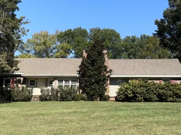 220 Love Rd, McMinnville, TN 37110