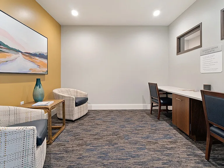 Oaks Landing 55+ Apartments — Photo 12