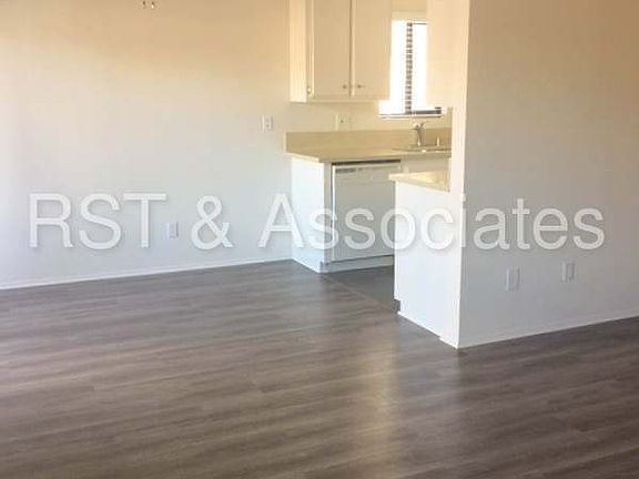 3rd image of 11622 Idaho Ave APT 6