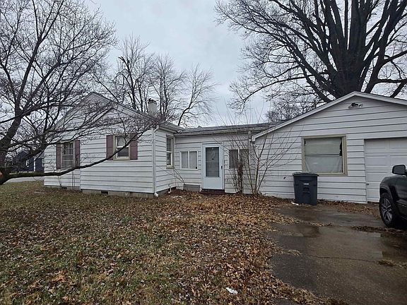 2nd image of 1862 Marshall Ave