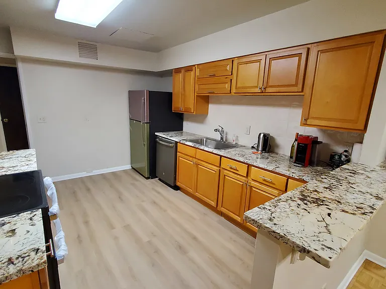 344 Prospect Ave #1C — Photo 23