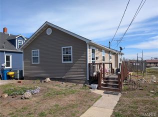 112 Virginia St, East Alton, IL 62024