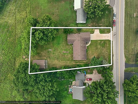 2nd image of 803 N Main St