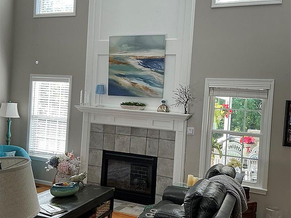 4th image of 108 Clearwater Dr