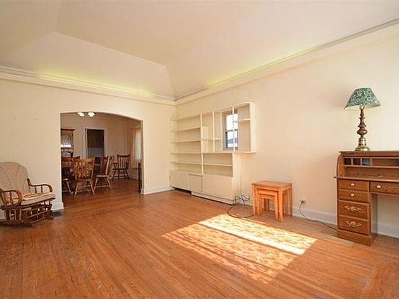 2nd image of 1434 Robinwood Ave