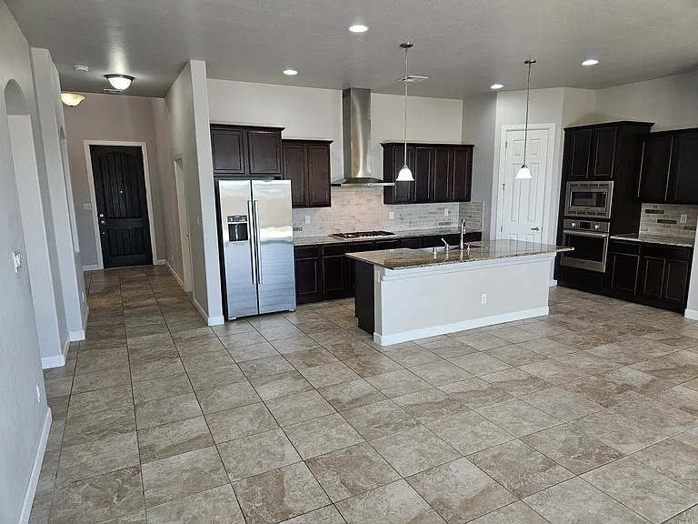 7204 Valle Jardin Ln NW — Photo 7
