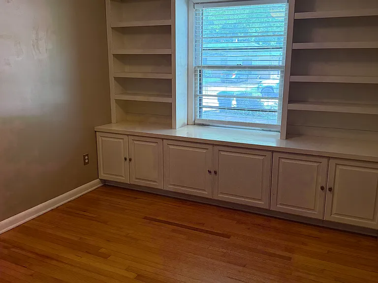1523 Ivy Rd — Photo 11