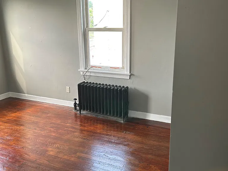 322 Conklin Ave #2 — Photo 12