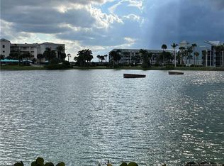 221 NE Plantation Rd APT 202, Stuart, FL 34996