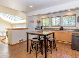 Autumn Ridge Apartments, Seattle, WA 98133