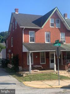 349 Charles St, Coatesville, PA, 19320