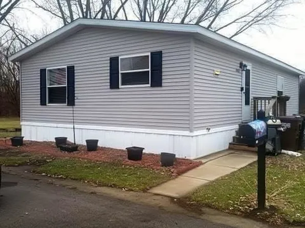 2639 Lilac Ln, Sycamore, IL 60178