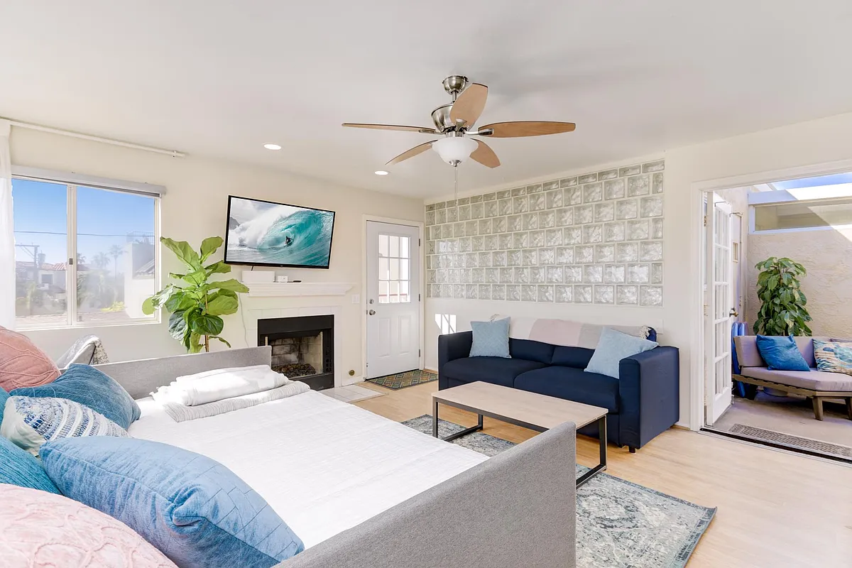 Building Photo - 739 San Luis Rey Pl