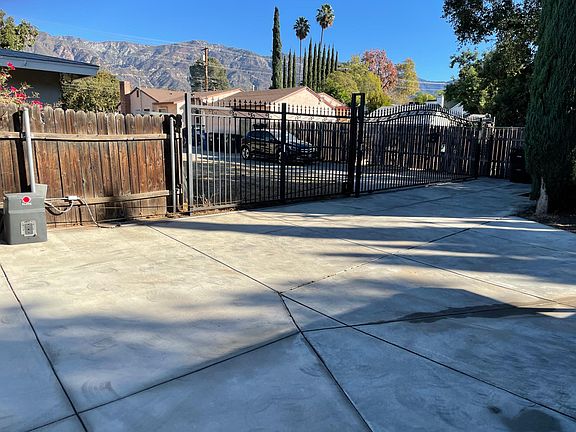 5th image of 772 Ventura St