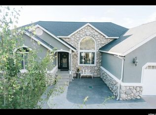 2368 S Maple Hills Dr, Bountiful, UT 84010