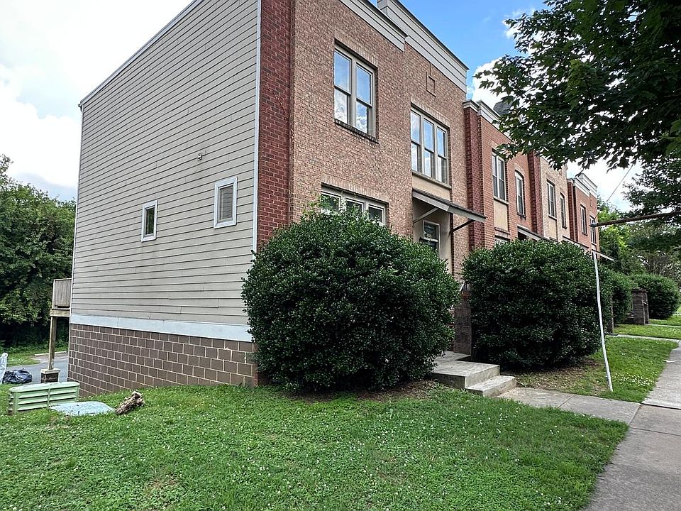 Front of Townhome