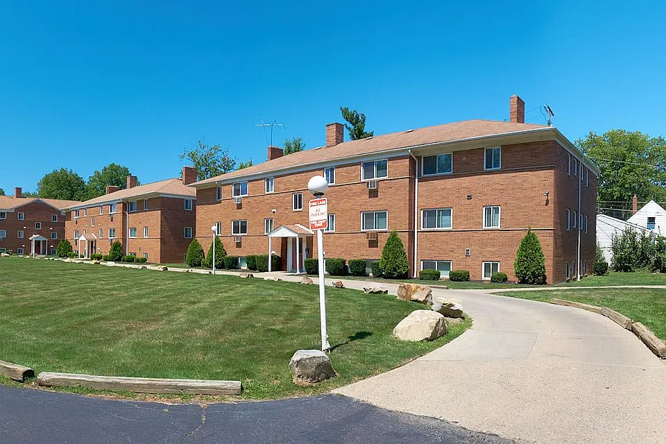 Briardale Commons