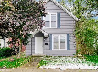 917 Georgianna St, Hobart, IN 46342