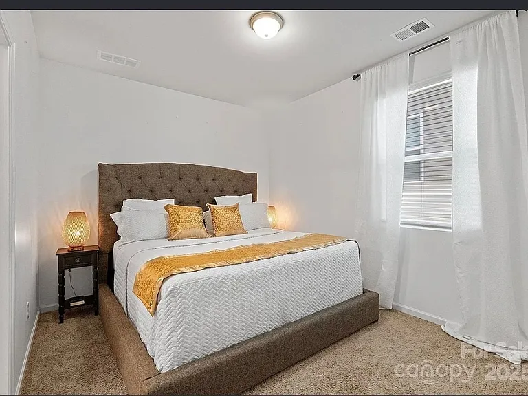 14027 Ridgewater Way — Photo 6
