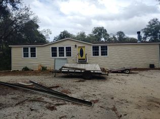 980 State Road 100, Florahome, FL 32140