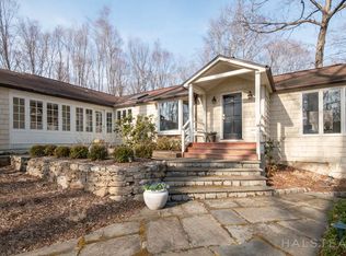 1039 Valley Rd, New Canaan, CT 06840