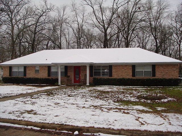 1st image of 214 Cross Timbers St