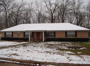 214 Cross Timbers St, Lufkin, TX 75904