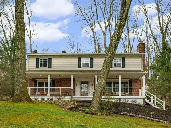 628 Westland Dr, Gibsonia, PA 15044
