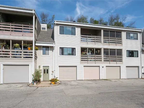 219 40th Street Dr SE APT 203, Cedar Rapids, IA 52403