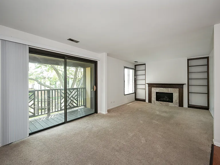 880 Johnstown Ln #B — Photo 11