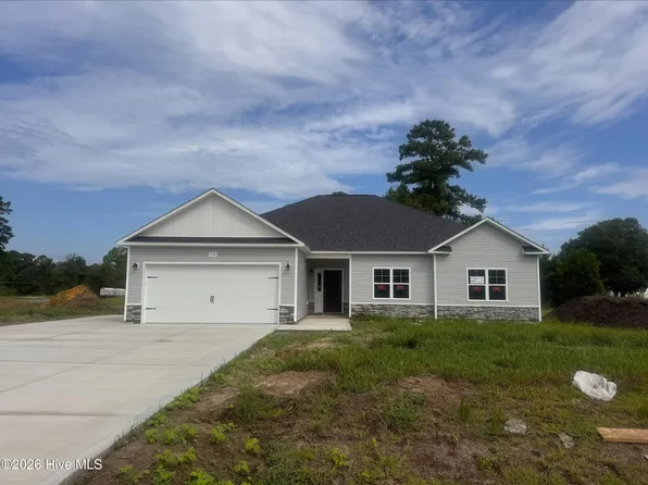 712 Quiet Meadow Drive, Jacksonville, NC 28546
