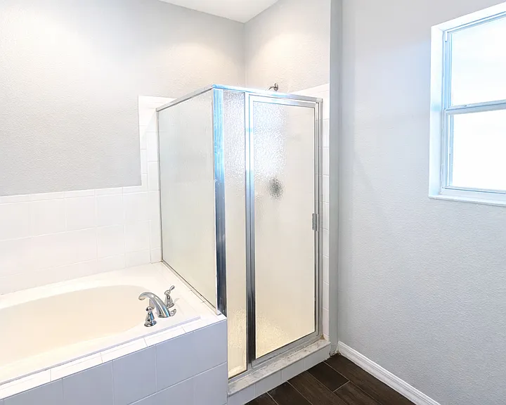 1192 Normandy Heights Cir — Photo 14