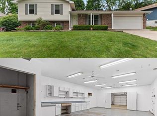 10 Craigwood Dr, Saint Peters, MO