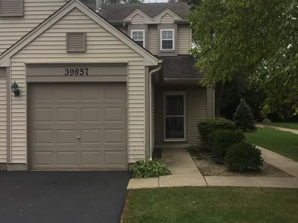 39857 N Long Dr, Antioch, IL 60002