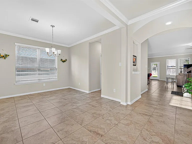 10519 Forfar Ln — Photo 9