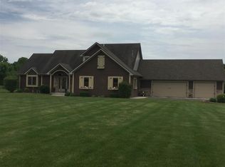 6875 W Maple Grove Rd, Huntington, IN 46750