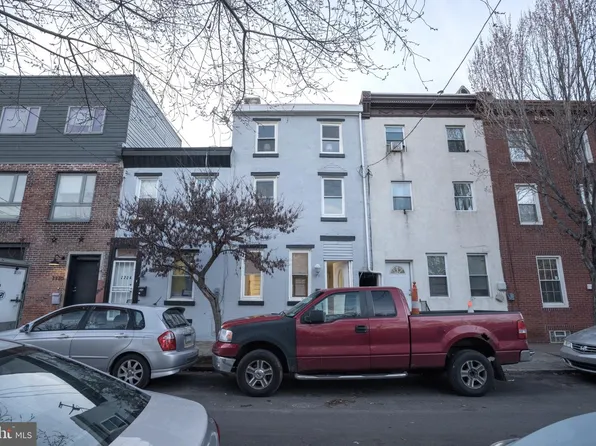 2226 Sepviva St, Philadelphia, PA 19125