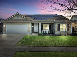 3090 N Burgan Ave, Fresno, CA