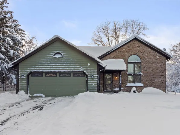 W299S5709 Windcrest DRIVE, Waukesha, WI 53189