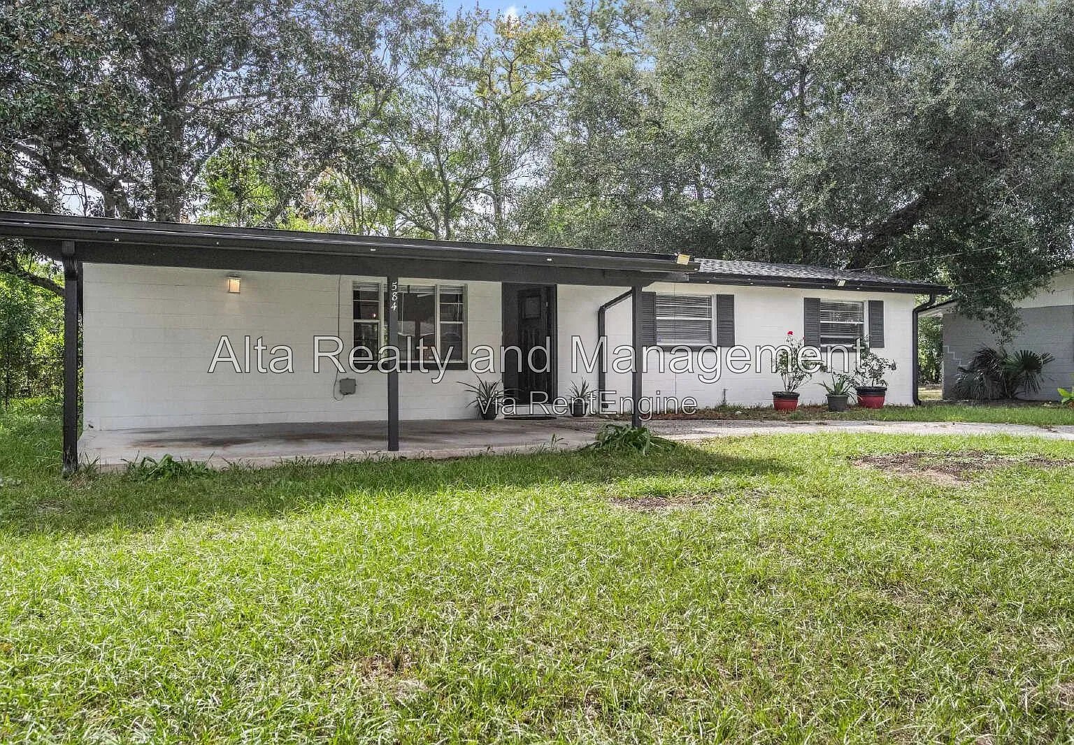 3 bed, 2.0 bath, 1272 sqft, $1,830 — Photo 2