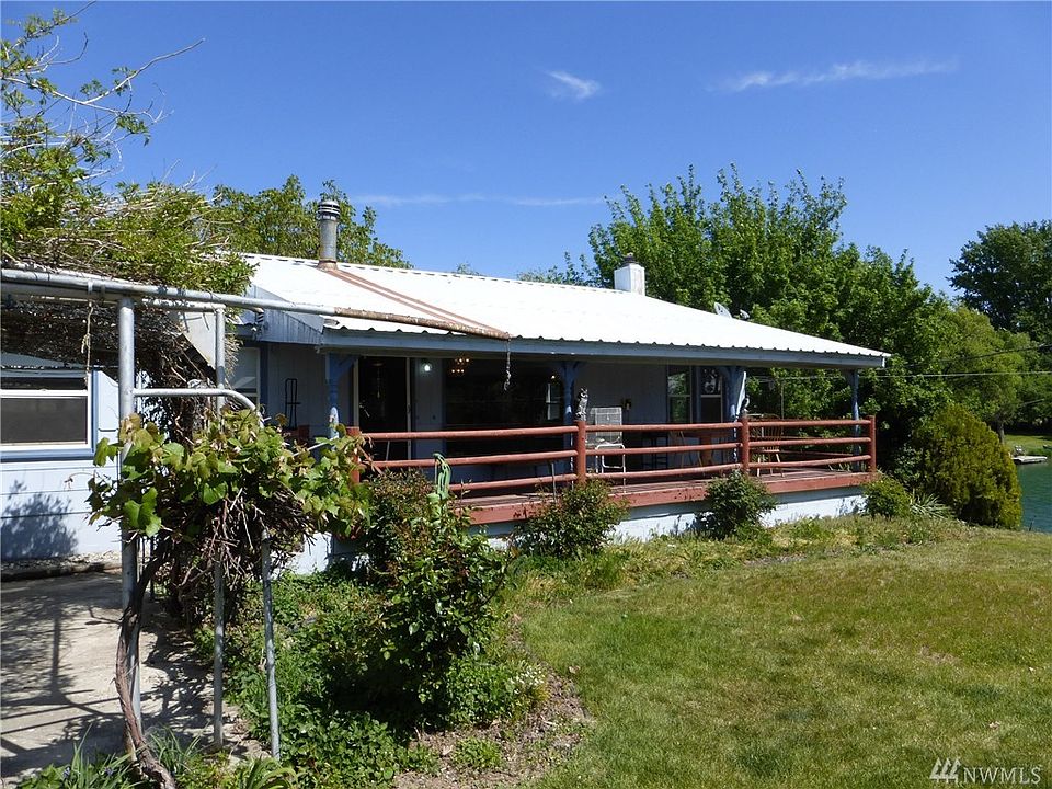 1st image of 3599 Lee Dr NE
