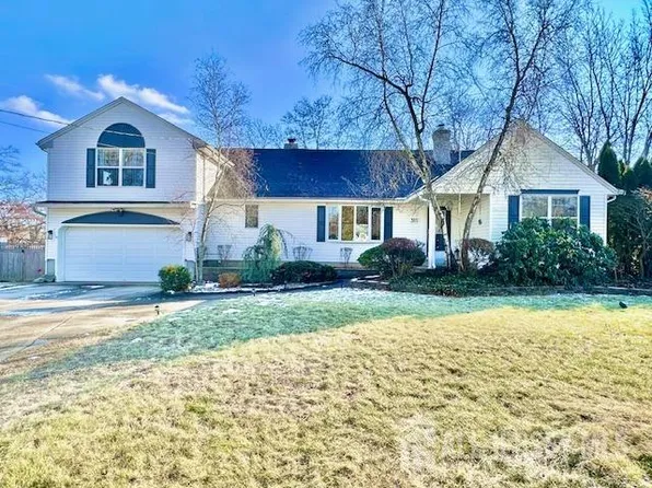 311 Old Stage Rd, Spotswood, NJ 08884