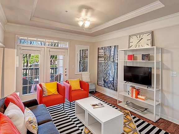 B4 - Living Area