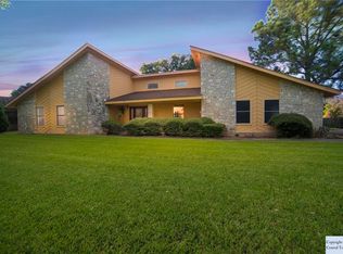 222 Red Fox Run, Seguin, TX 78155