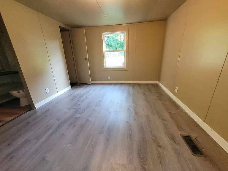 522 Sandmine Rd — Photo 15