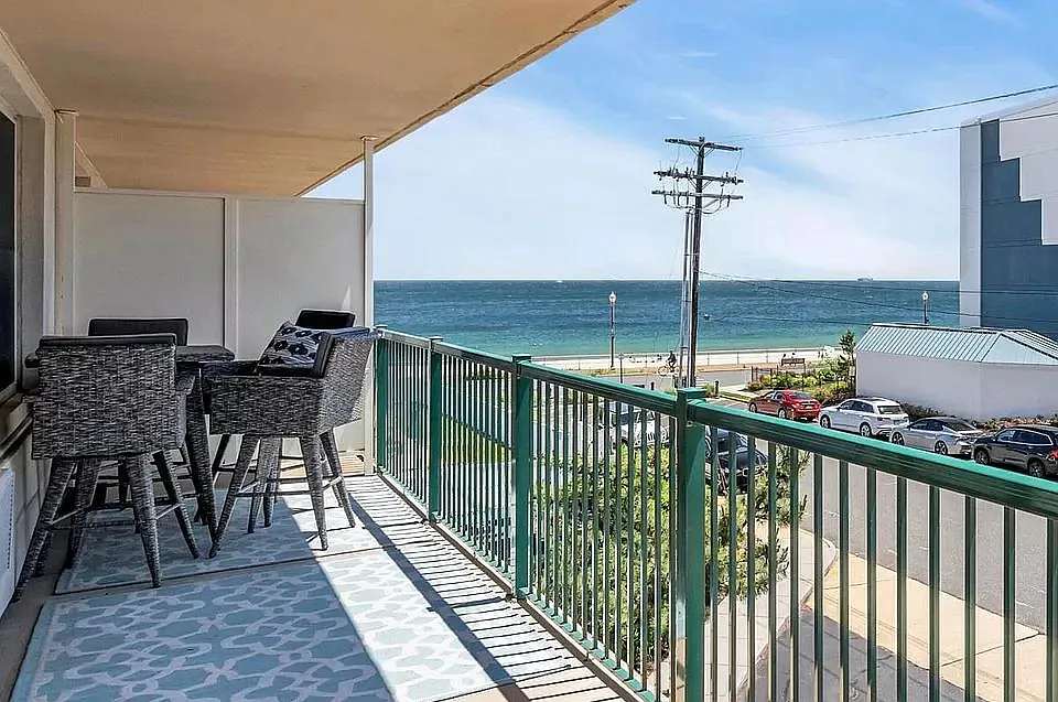 Beautiful Ocean View from this large furnished balcony